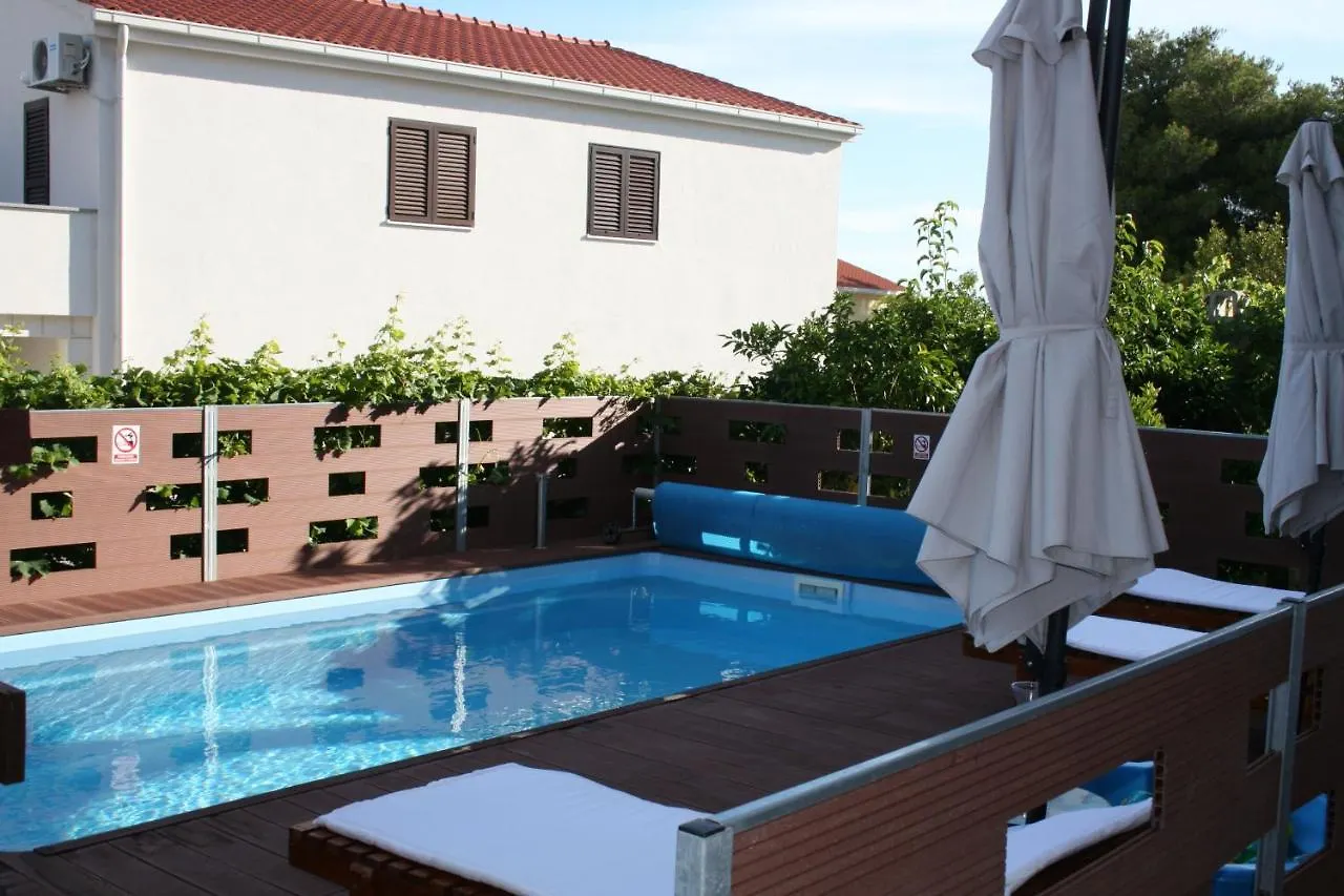 Apartmani Mia